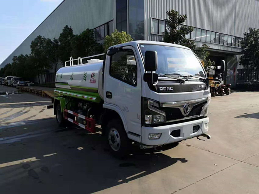 東風(fēng)多利卡5噸黃牌防役消毒霧炮灑水車底盤配置-東風(fēng)多利卡灑水車廠家直銷 東風(fēng)多利卡5噸黃牌防役消毒霧炮灑水車底盤配置-東風(fēng)多利卡灑水車廠家直銷